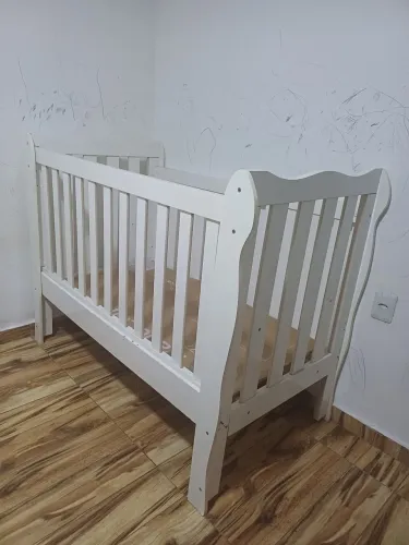 Berço com colchão