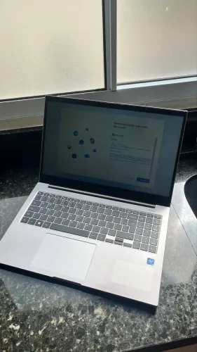 Notebook Samsung Book