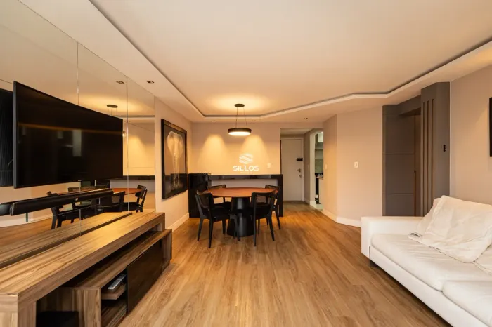Apartamento mobiliado para alugar com 2 quartos no Bigorrilho em Curitiba