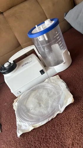 ASPIRADOR PARA TRAQUEOSTOMIA 