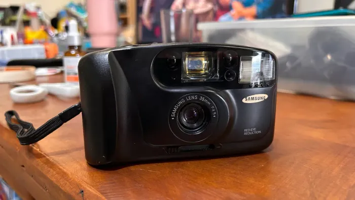 Câmera analógica Samsung AF-333