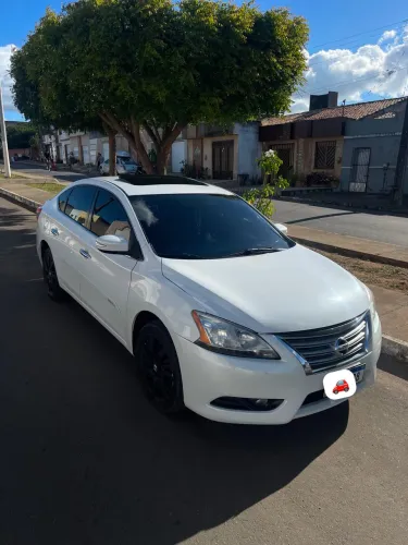 Nissan Sentra SL 2.0/ 2.0 Flex Fuel 16V Aut. 2015
