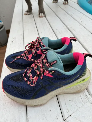 Tênis asics de corrida/caminhada