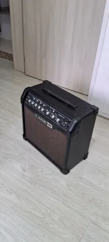 Amplificador de Guitarra