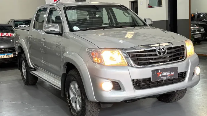 Toyota Hilux CD SRV 4X4 2.7 Flex 16V Aut. 2013