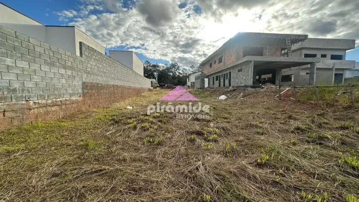 Terreno no Condomínio Residencial Águas do Paraíba em Guararema