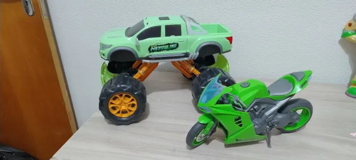 Monsters Truck 35 cm e Moto 25 cm