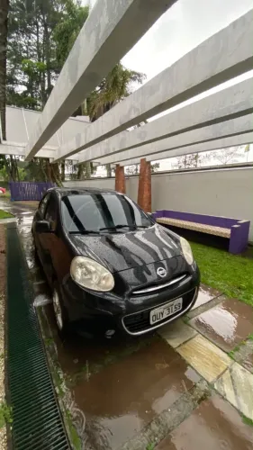 Nissan March SR 1.6 16V Flex Fuel 5P 2014