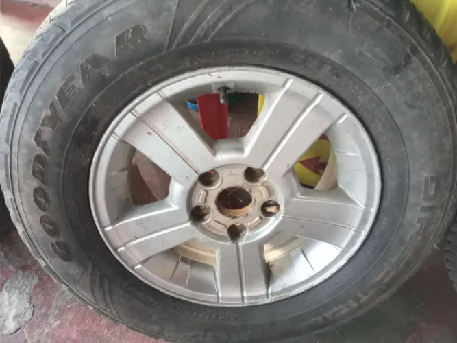 VENDO RODA PARA S10 E OMEGA E D20.