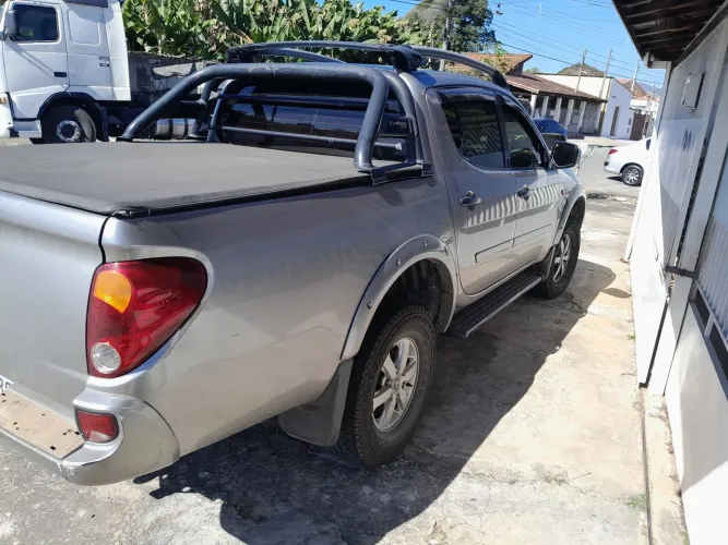 Mitsubishi L200 Triton HPE 3.2 CD TB Int.diesel MEC 2013