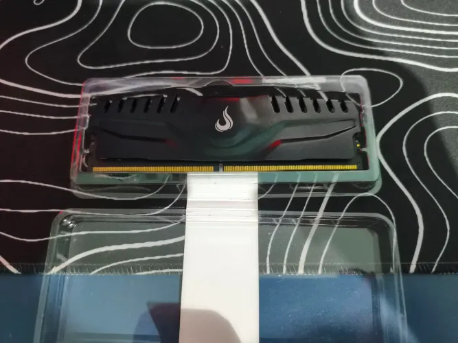 Memória RAM DDR5 16Gb 4800MHZ