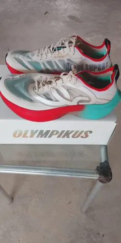 Tênis olímpicos correr supra 2