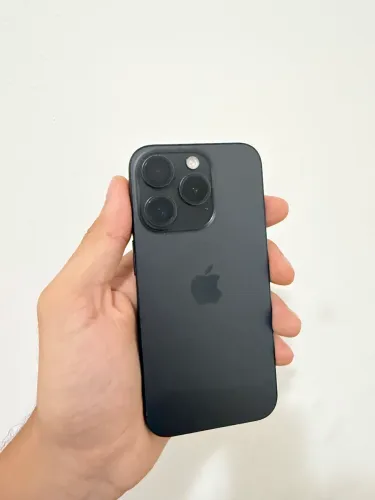 iPhone 15 Pro - Preto Titânio