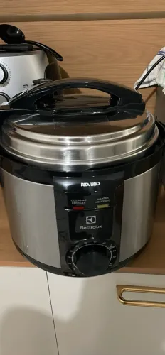 Panela de pressão Electrolux