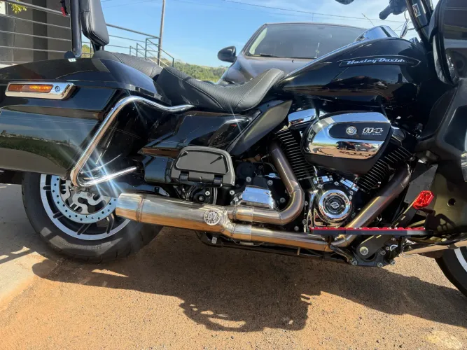 Escapamento 2x1 Harley Davidson Road Glide M8