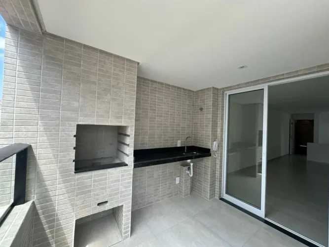 Apartamento para Venda em Praia Grande / SP no bairro Guilhermina