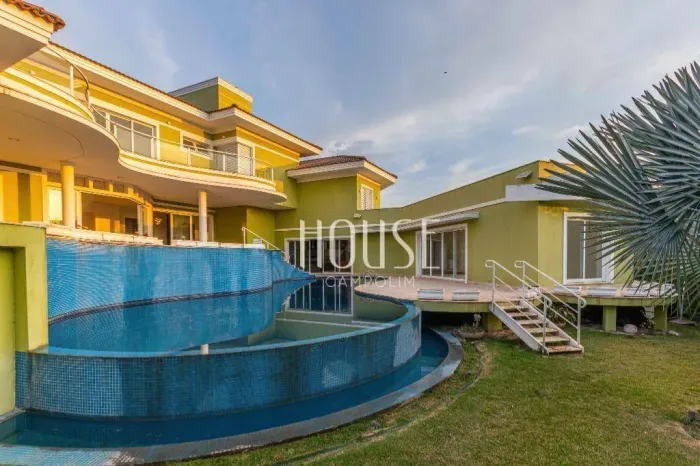 Casa à venda em condomínio fechado em Araçoiaba da Serra | 826 m² em Lago Azul | CA3163