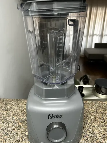 Liquidificador Oster OLIQ606 220, 1100W