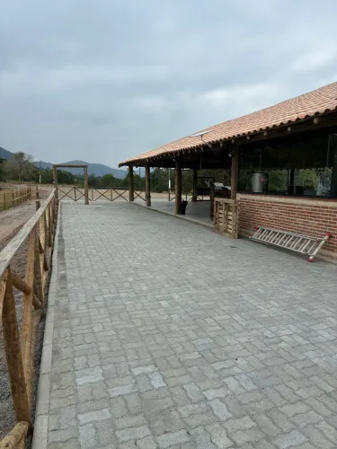 Pavimentação intertravada- bloquete de concreto