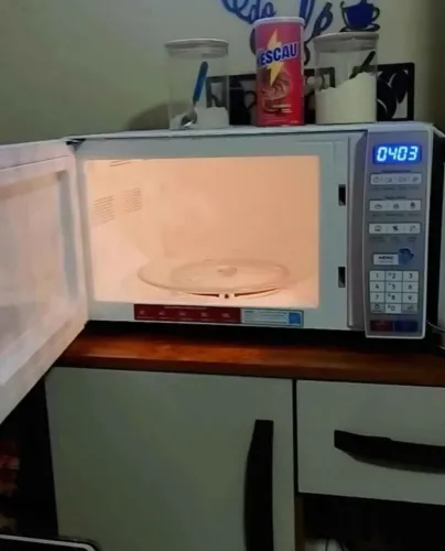 Microondas Eletrolux 30L