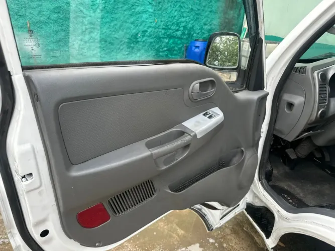 Vendo kia bongo 2014 