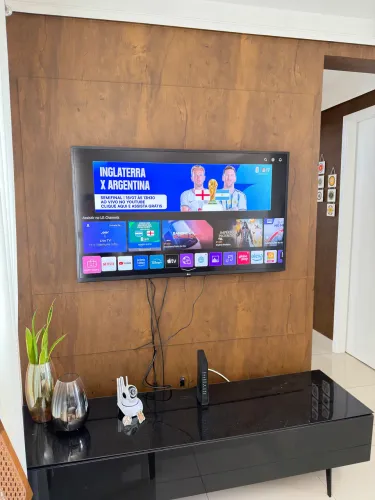 Smart TV LG 50" 4K 50UN7310PSC - Perfeito Estado + Controle Smart Magic Original