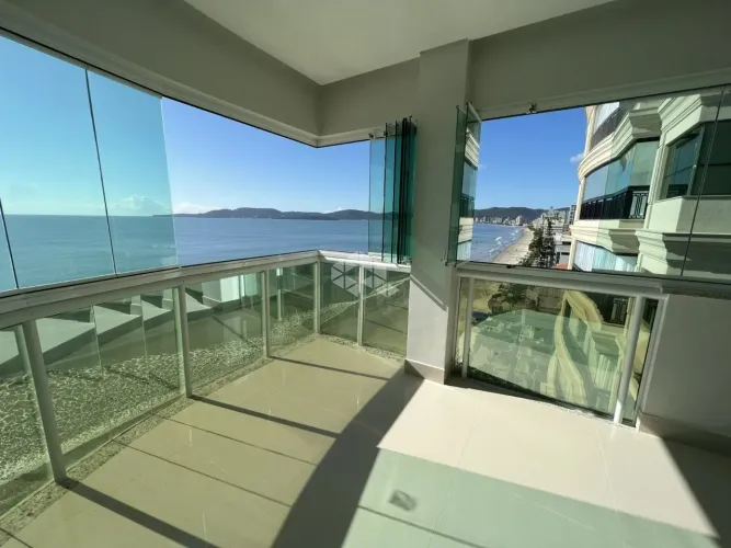 Exclusividade não se explica. Se vive. Descubra o Palazzo Del Mare.