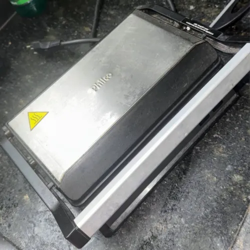 Sanduicheira Grill Philco