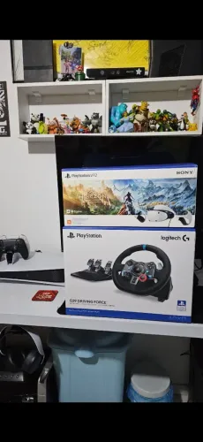 Volante Logitech - PC/PS5 e PS VR2
