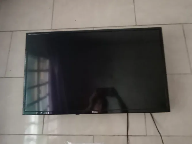 TV LCD PHILCO 32 POLEGADAS