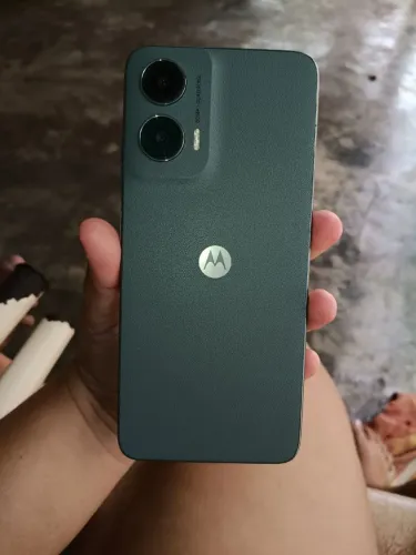 Vendo cllr Moto G 35 semi novo apenas 4 mês de uso