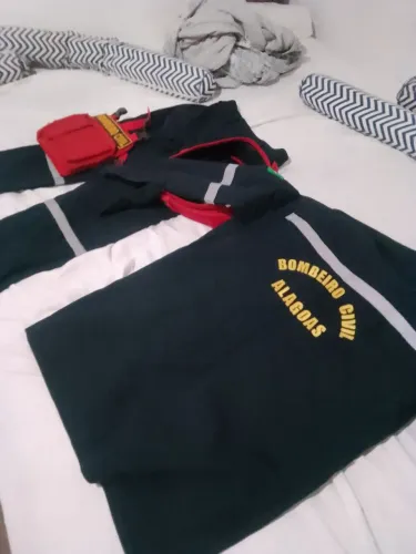 Uniforme bombeiro civil