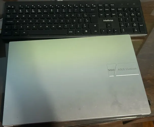     Notebook ASUS Vivobook 15 Ryzen 7 5825U 16GB SSD 512GB FHD