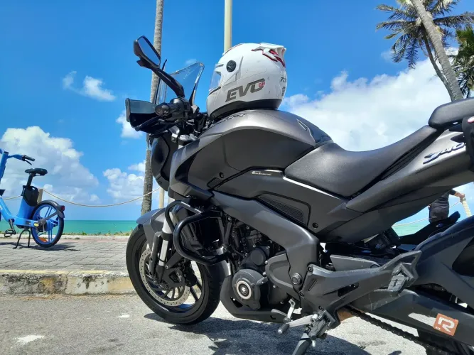 BAJAJ DOMINAR 400 2024