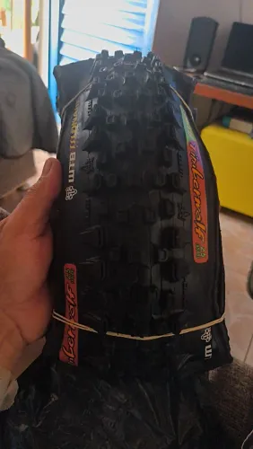 Pneu wtb timberwolf 26 x 2.50 Kevlar top zero barato 