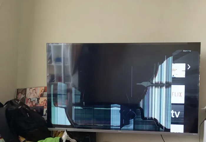 Tv nova 55 Philco para retirar peças
