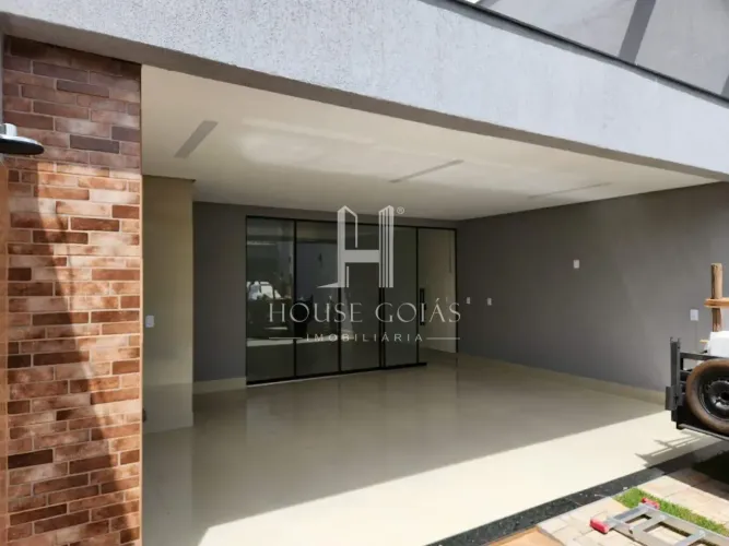 CASA EXCLUSIVA COM PISCINA E ÁREA GOURMET NO SETOR JARDIM BRASIL EM GOIÂNIA