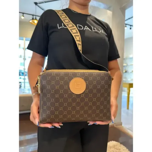 Bolsa Bella Luz Da Lua Couro Tiracolo Média Monograma Mocca