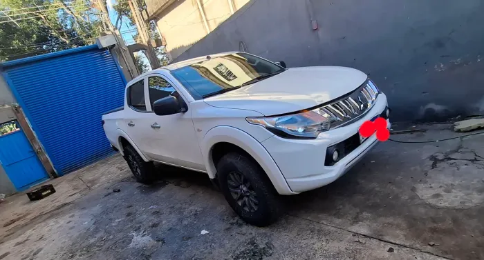 L200 triton ano 2023