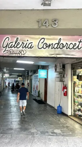 Ponto comercial/Loja/Box para aluguel possui 60 metros quadrados