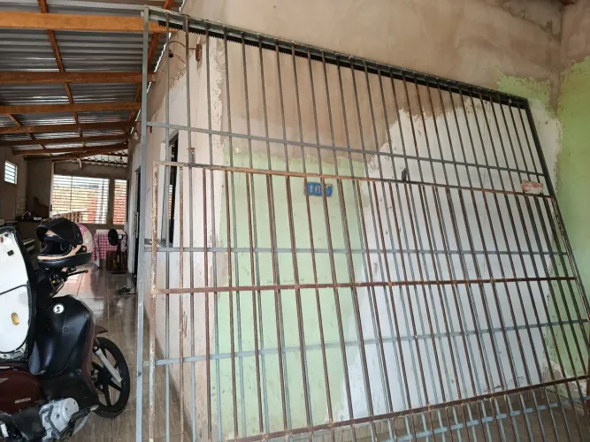 Vendo portão e grade 1.500