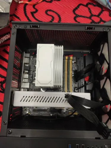 PC GAMER HUMILDE - 1270 V3 + RX580