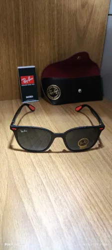 Scuderia ferrari collection (rb4297m )