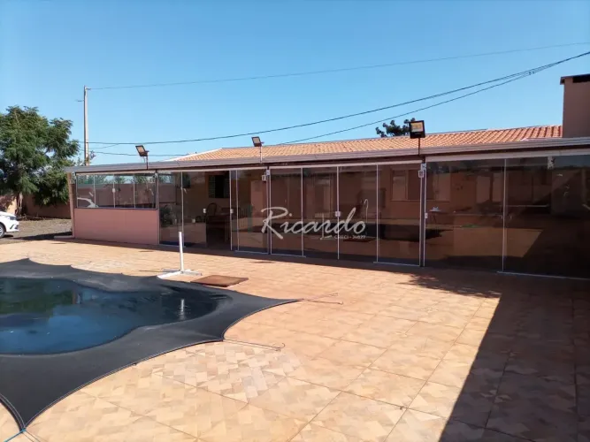 Chácara à venda 1 Quarto, 2 Vagas, 1500M², Área Rural de Arapongas, Arapongas - PR