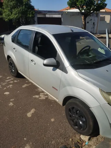 Ford Fiesta Sed. 1.6 8V Flex 4P 2012