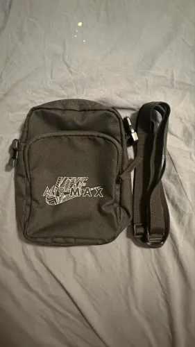 Nike Air Max Crossbody/Shoulder Bag, preta