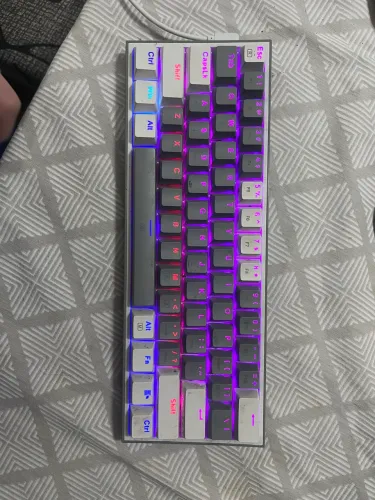 TECLADO GAMER REDRAGON!!!!! NO PRECINHO EM PERFEITO ESTADO