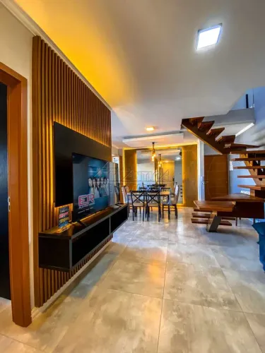 Cobertura com 3 quartos, Praia das Toninhas, Ubatuba - R$ 1.5 mi, Cod: 4644