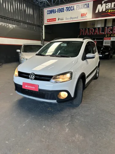 Volkswagen Crossfox 1.6 MI Total Flex 8V 5P 2014
