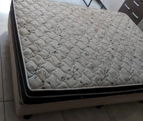 Colchão Casal Master Spring + Base Box | R$ 350,00
